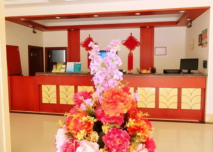 Green Inn Huainan Tianjiaan District Wanda Plaza Express Hotel