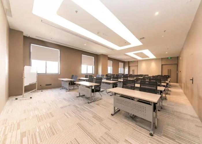 Ji Hotel (Huai Nan Commercial Trade Cultural Plaza