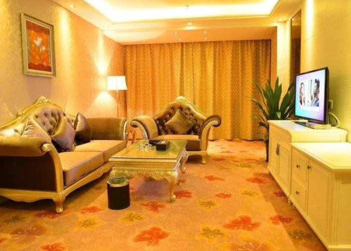 Hezhou Zhengling Hotel