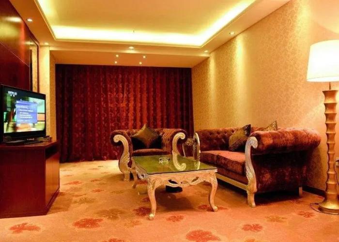 Hezhou Zhengling Hotel
