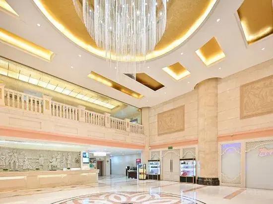 Vienna International Hotel (Hezhou High-speed Railway Station)