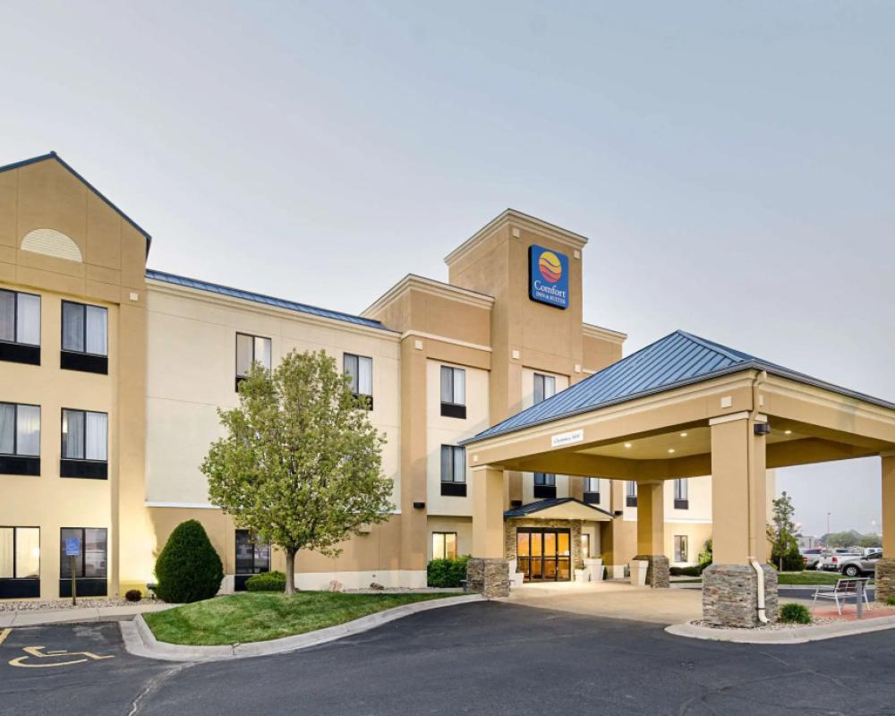 Comfort Inn & Suites