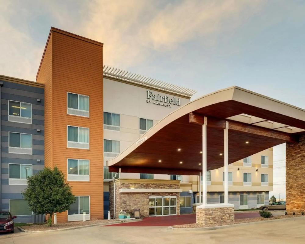 Fairfield Inn & Suites Hutchinson