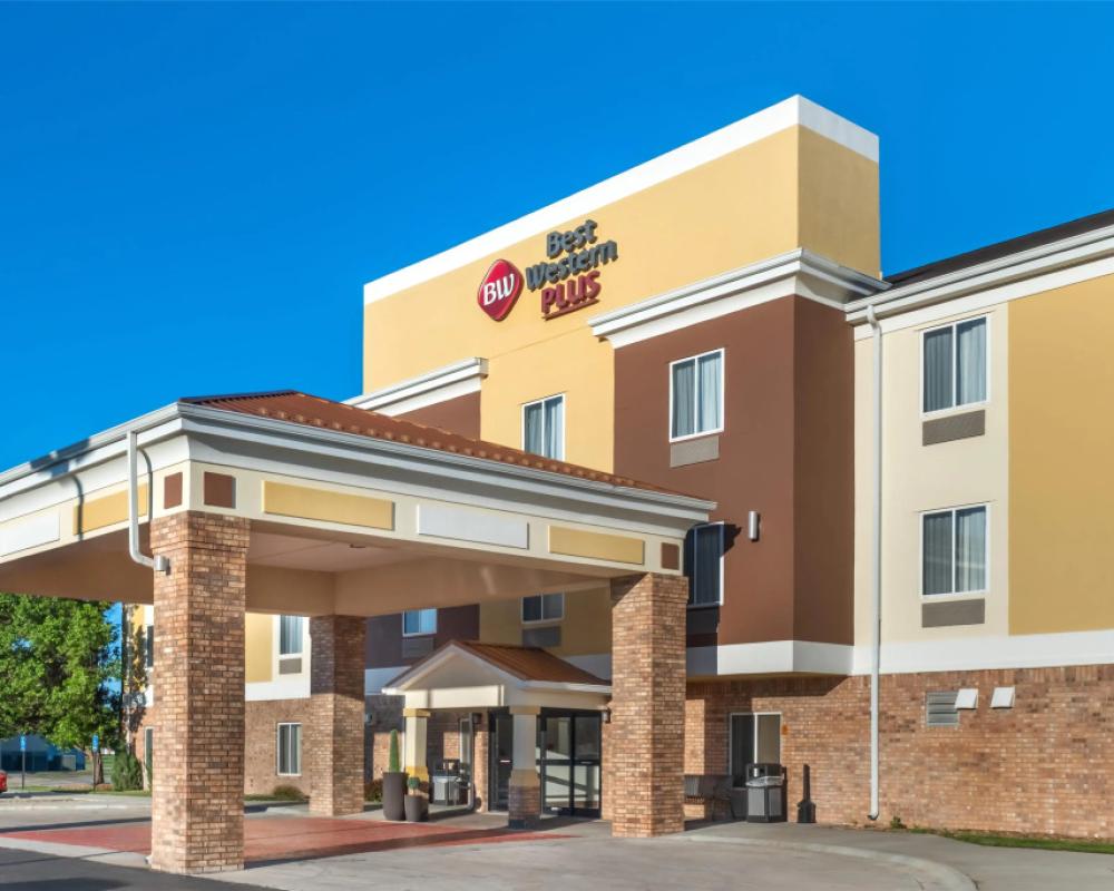Best Western Plus Liberal Hotel & Suites