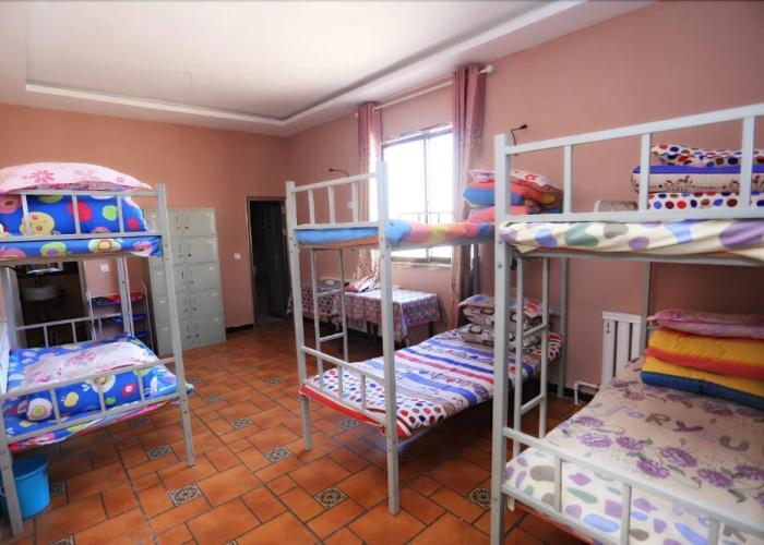 Dunhuang 8090 Guest House