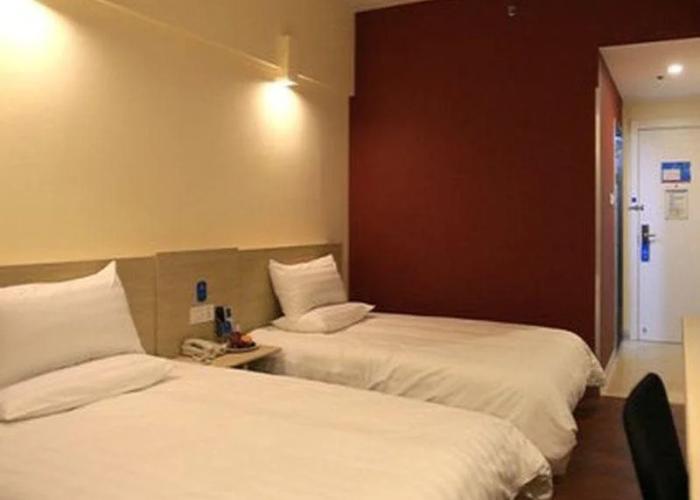 Hanting Hotel (Jiuquan Changxing Electrical Equipm