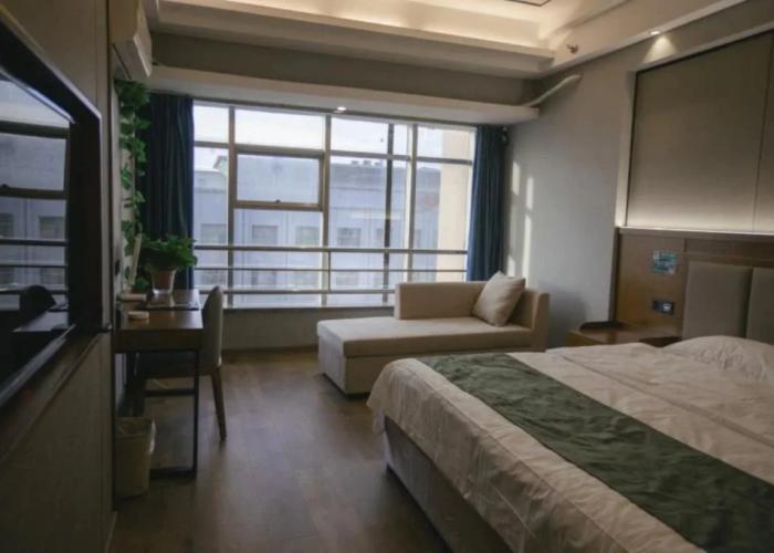 GreenTree Inn Jiuquan Century Plaza Hotel