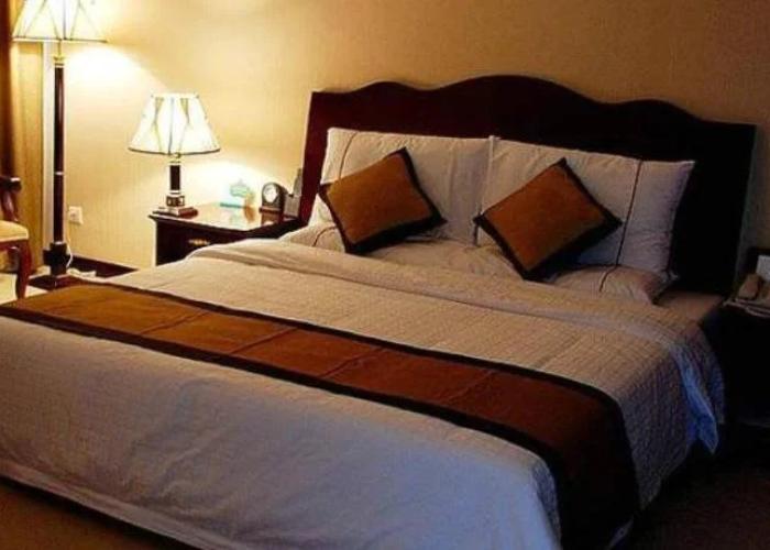 Orient International Hotel
