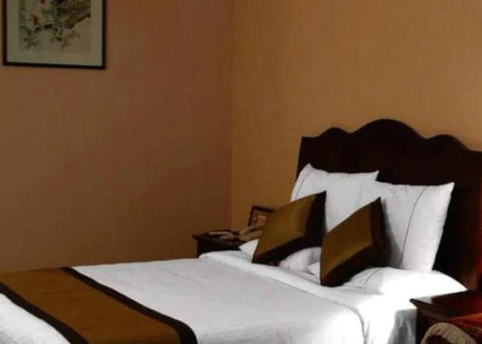 Orient International Hotel
