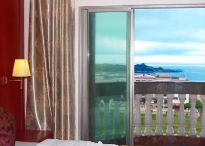 Honghaiwan Qintian Bandao Hotel
