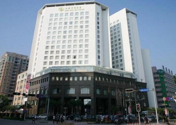 Hotel Paris Pan-Island