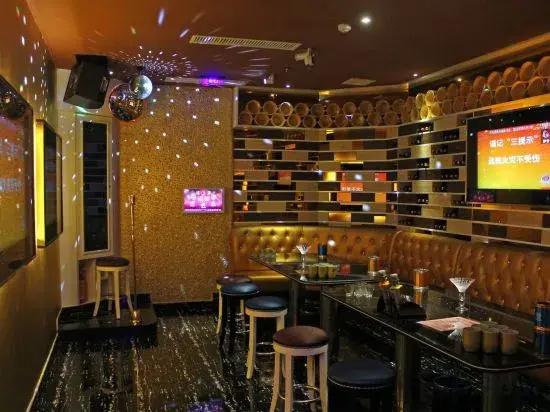 Noble Hotel