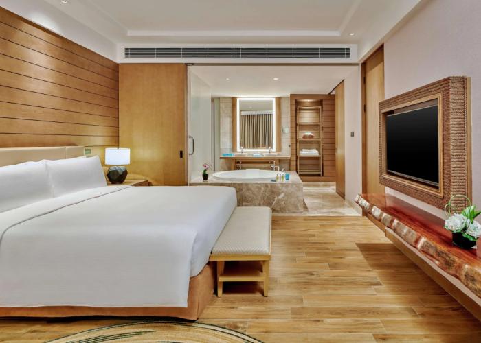DoubleTree by Hilton Shanwei