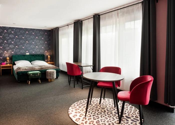 SmartHotel Flamingo self-check-in