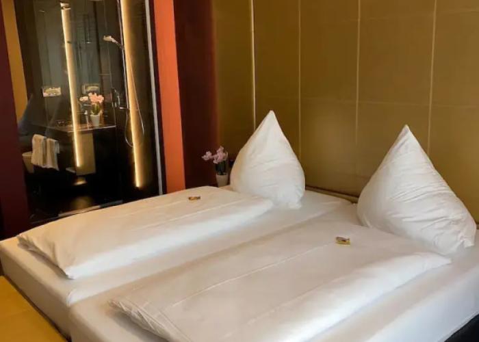Primetime Hotel