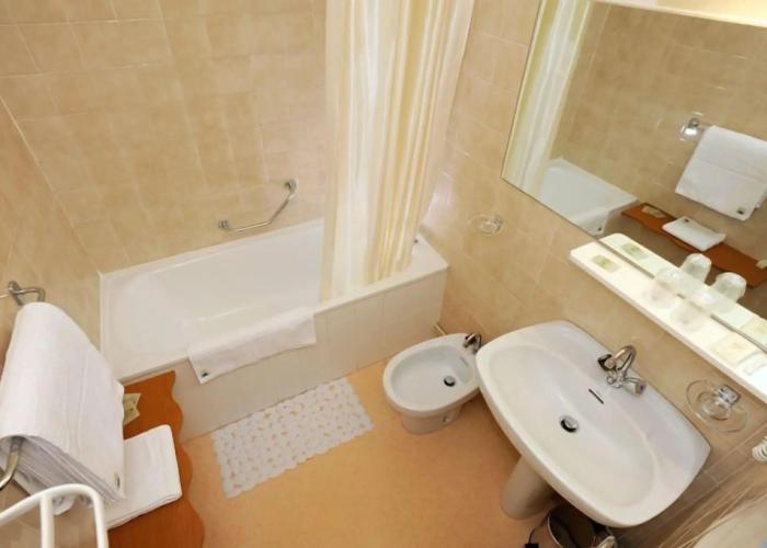 Hotel Des Grands Vins