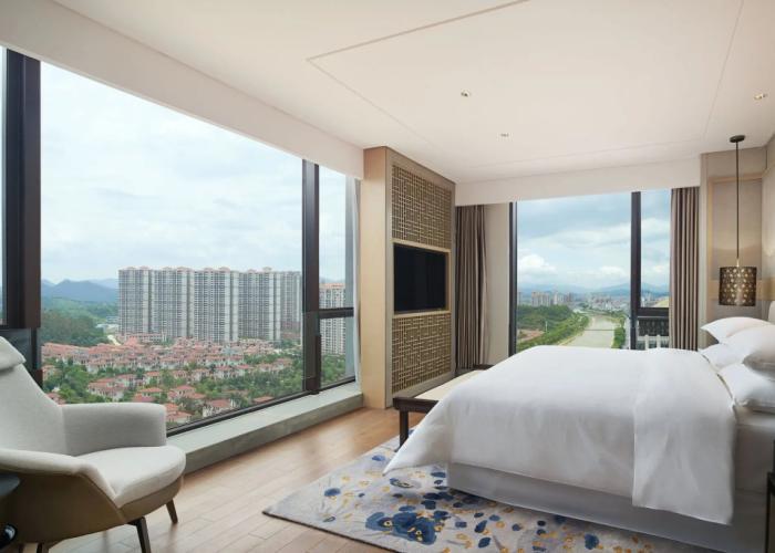 Sheraton Yunfu Xinxing Hotel