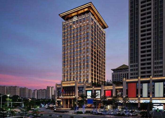 Sheraton Yunfu Xinxing Hotel