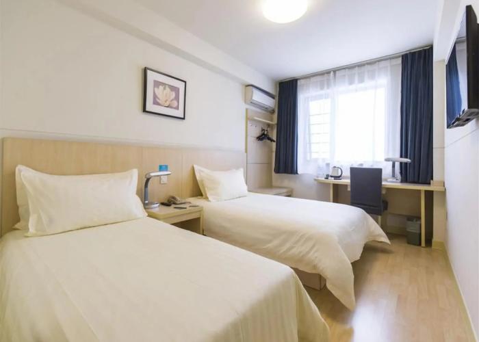Jinjiang Inns Cangzhou Railway Staion Hotel