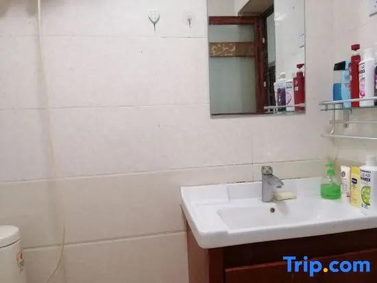 Cangzhou Global B & B