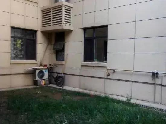 Cangzhou Global B & B