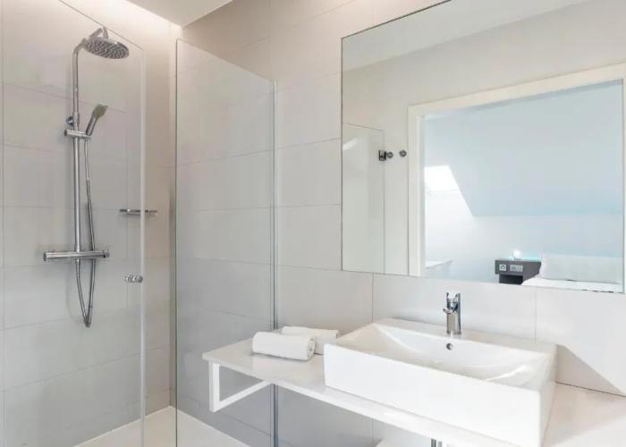 B&B Donostia San Sebastián Aeropuerto Hotel 