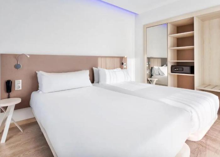 B&B Donostia San Sebastián Aeropuerto Hotel 