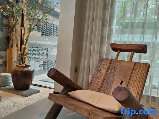 Mubai Homestay (Lingling Ancient City Branch)