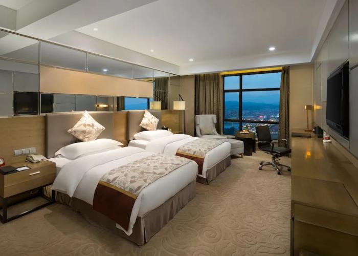 Shaoyang Huatian Hotel