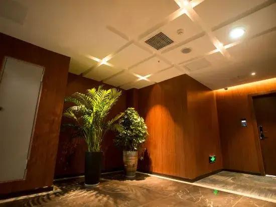 Hotel 洞口亨发酒店