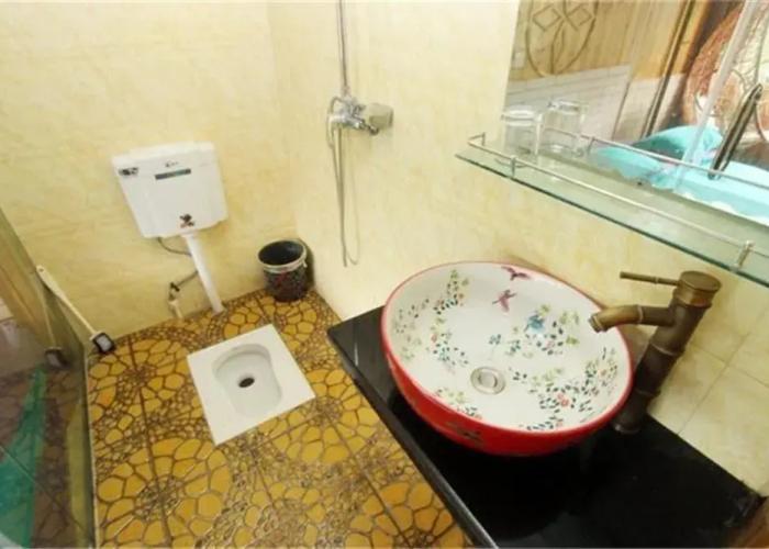 Xiongdi Renjia Diaojiaolou Inn