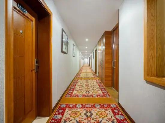Phoenix International Hotel