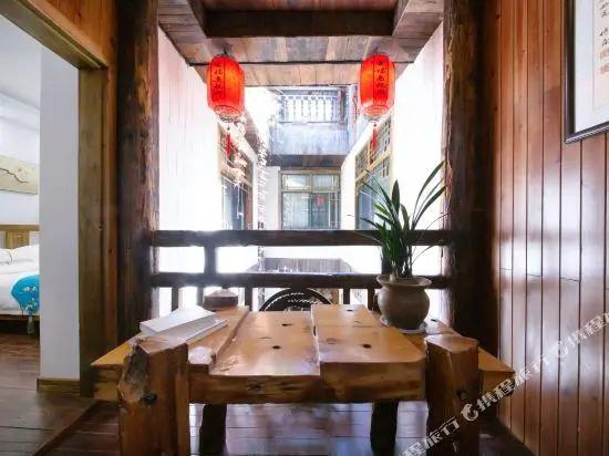 Xingfu Wutuobang Gufeng Qingshe Hostel