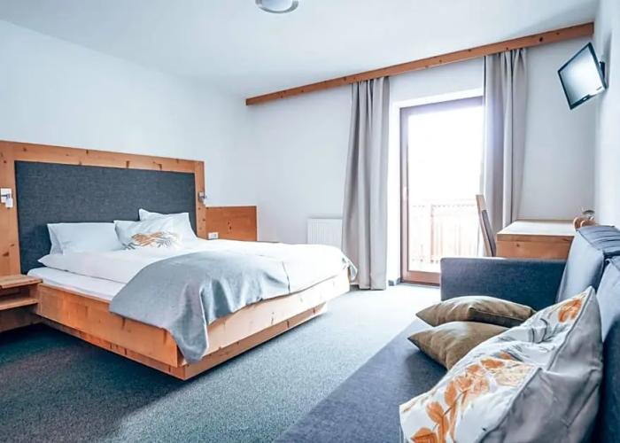 SchönBerg hotel. b&b.