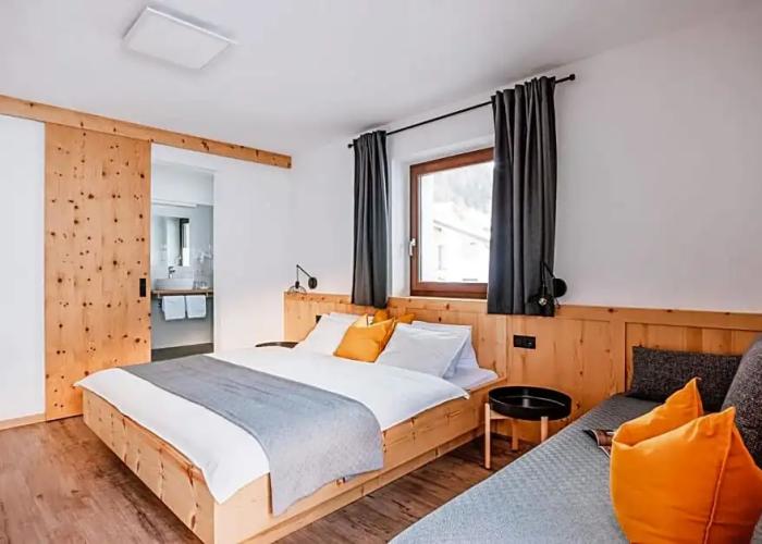 SchönBerg hotel. b&b.
