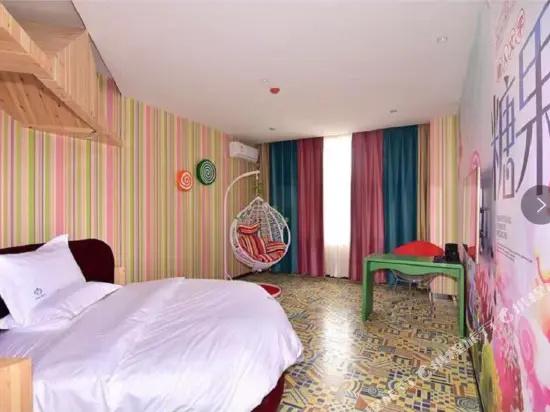 Saina Hotel