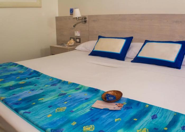 Punta Sal Suites & Bungalows Resort