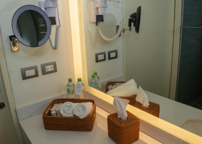 Punta Sal Suites & Bungalows Resort