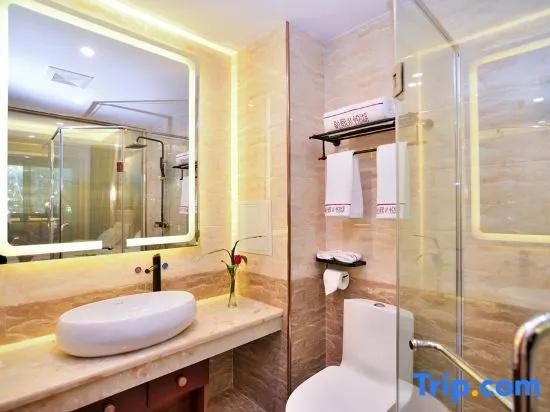 Fuxianhu Rongxi Yuehu Sea-view Holiday Hotel