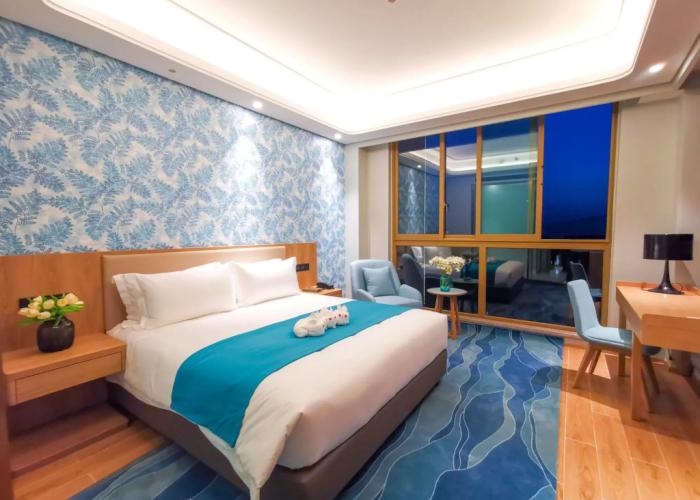 Emerald Bay Hotel