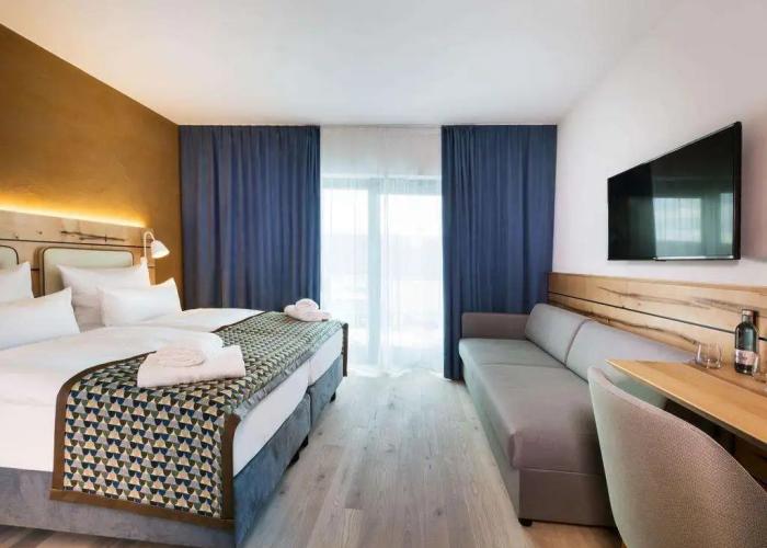 Walhalla Hotel Regensburg @ Hoeferer