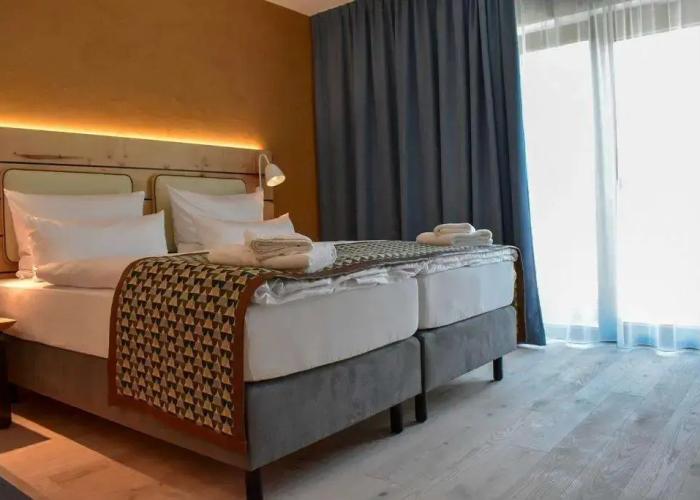 Walhalla Hotel Regensburg @ Hoeferer