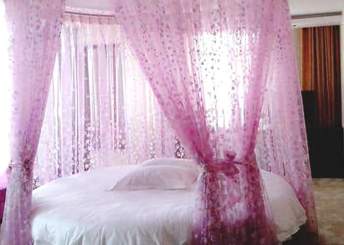 Hexing Hotel