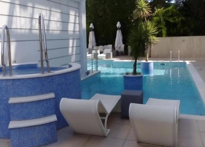 Royal Palace Resort & Spa