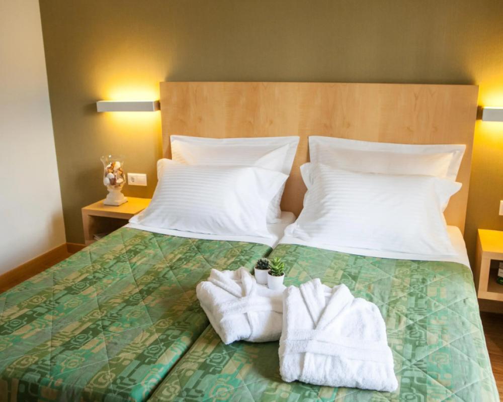 фото Kronos Hotel