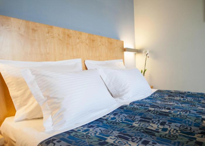 Kronos Hotel