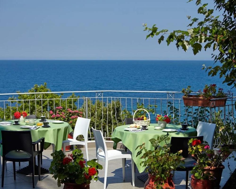 фото Hotel Alkyonis