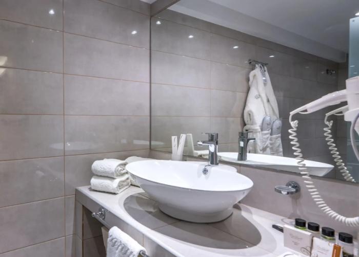 Cronwell Platamon Resort