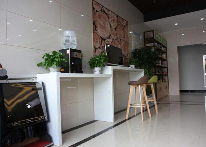 GreenTree Inn Zaozhuang High-speed Train Station Express Hotel