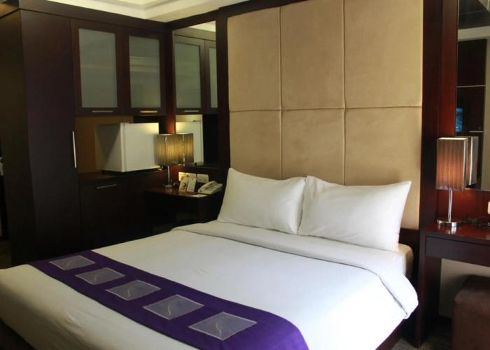 Metro Hotel